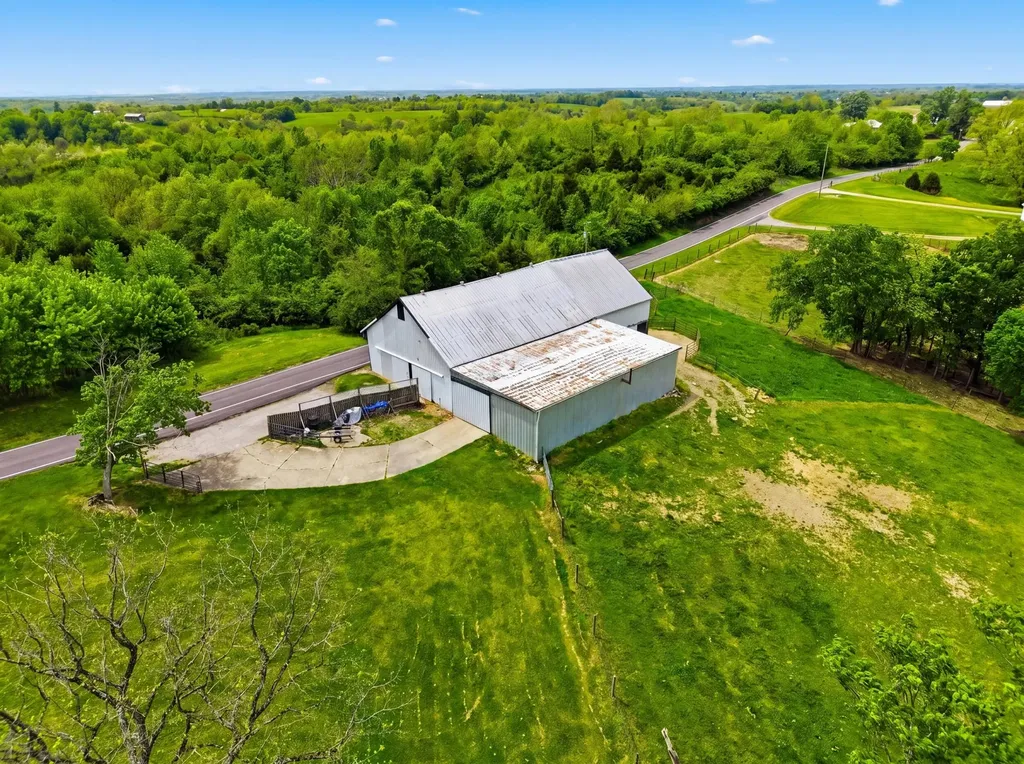 401 Simpson Ridge Road Williamstown KY 41097