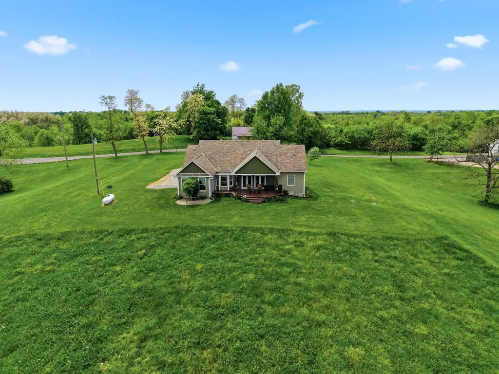 401 Simpson Ridge Road Williamstown KY 41097