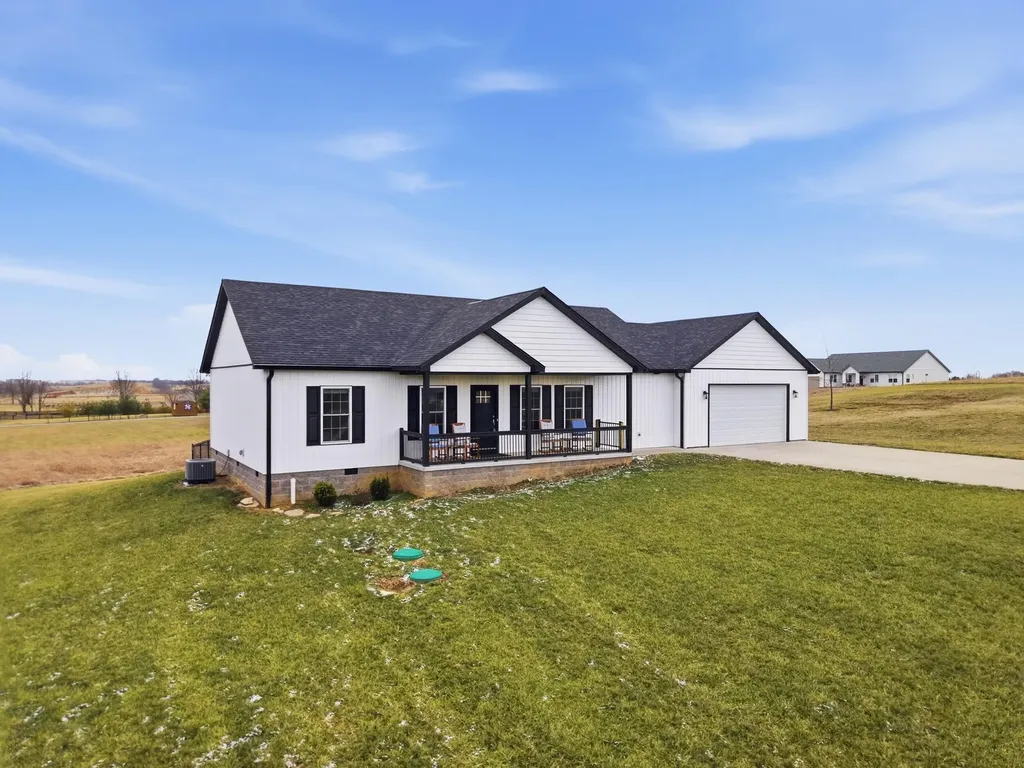 2173 Tanyard Branch Road Lancaster KY 40444