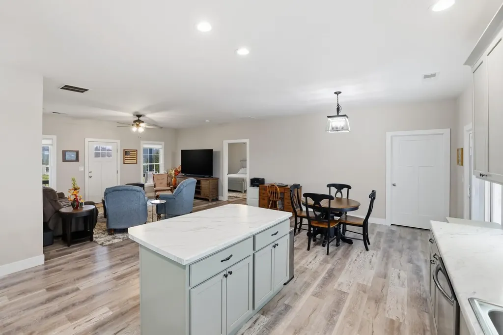 2173 Tanyard Branch Road Lancaster KY 40444
