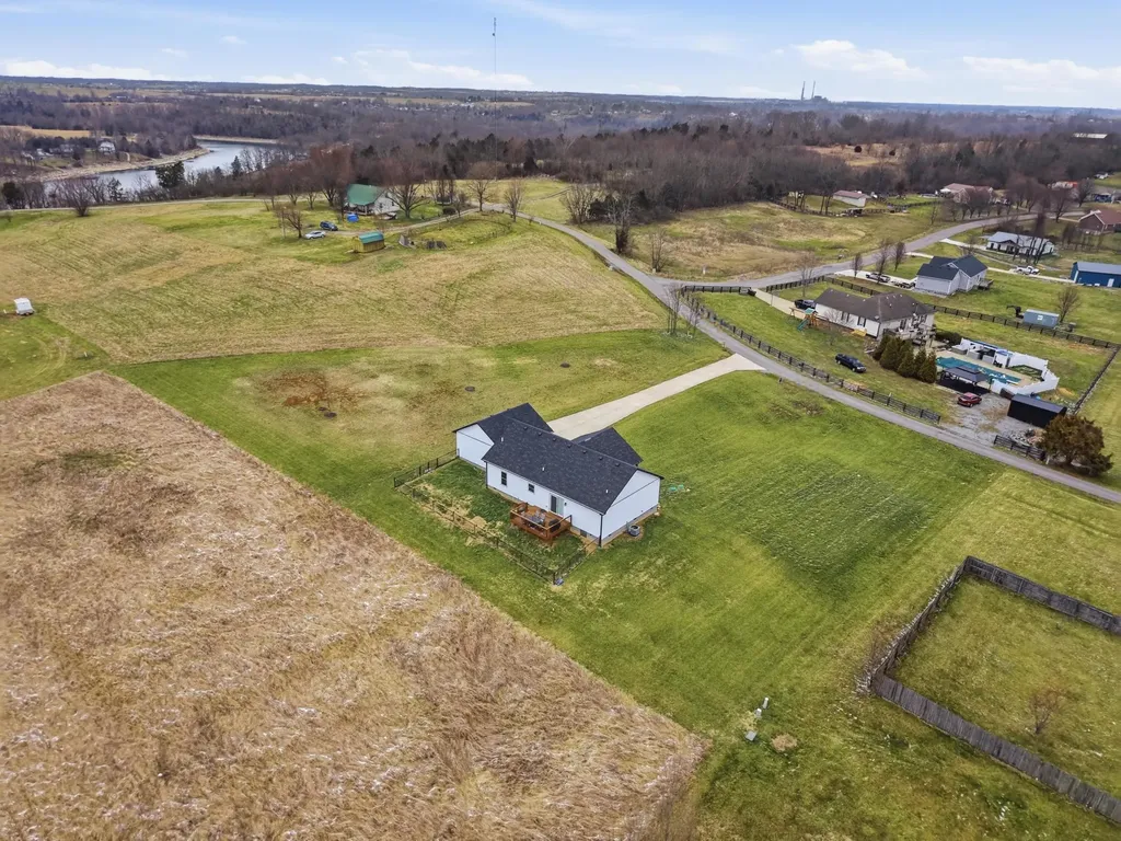 2173 Tanyard Branch Road Lancaster KY 40444