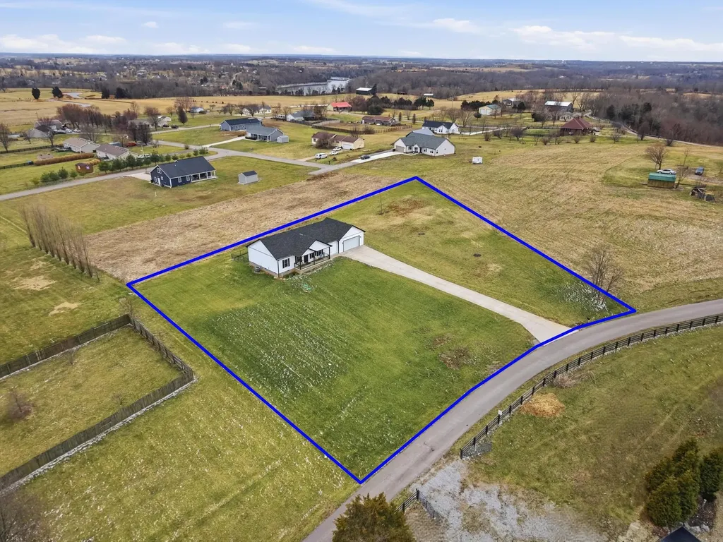 2173 Tanyard Branch Road Lancaster KY 40444