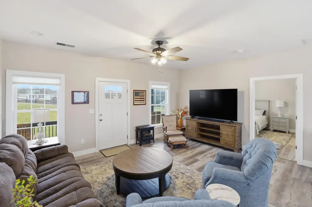 2173 Tanyard Branch Road Lancaster KY 40444