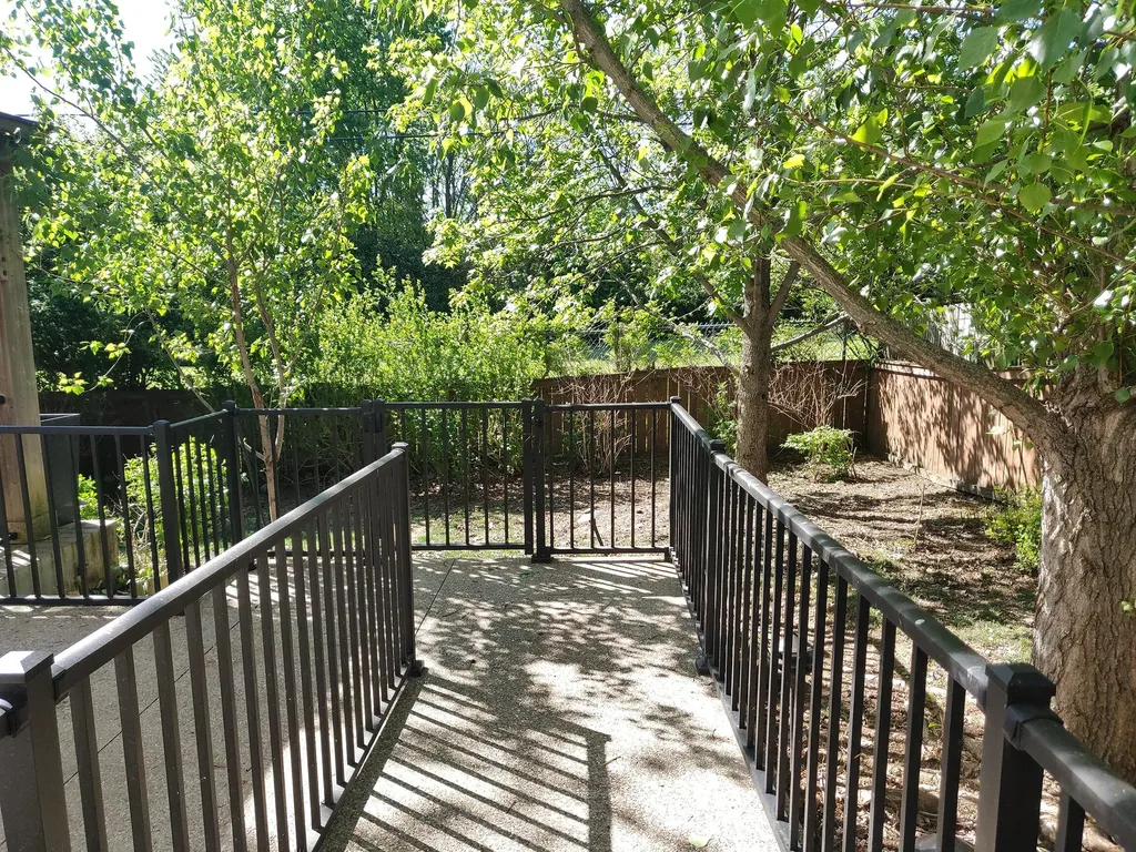 893 Sugarbush Trail Lexington KY 40509