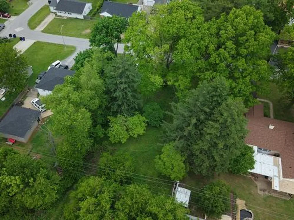 653 Blade Avenue Frankfort KY 40601