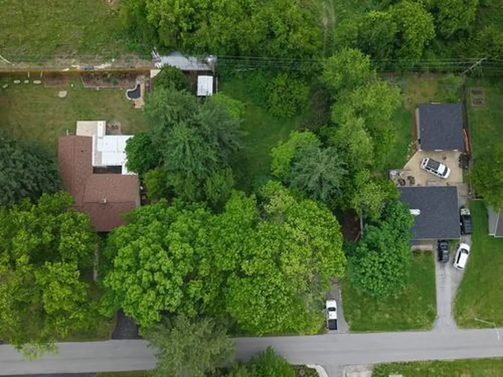 653 Blade Avenue Frankfort KY 40601