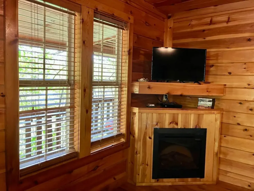 50 Getaways Road Stanton KY 40380