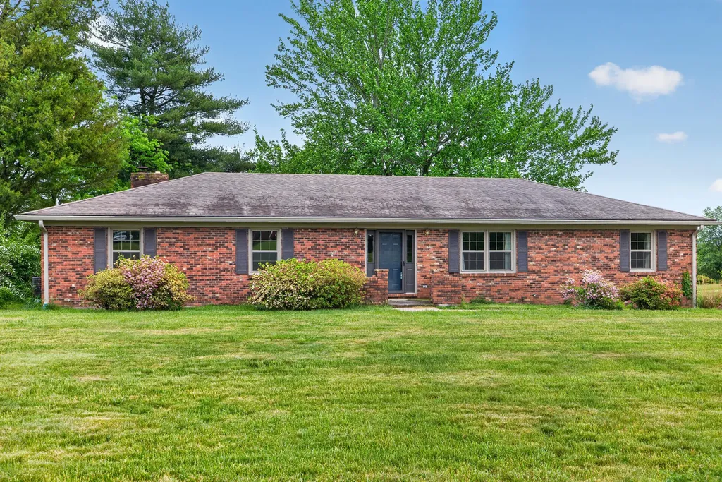 249 Eastland Acres Lancaster KY 40444