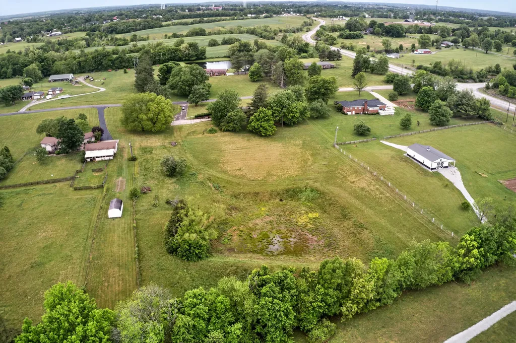 249 Eastland Acres Lancaster KY 40444
