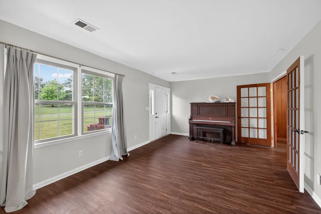249 Eastland Acres Lancaster KY 40444