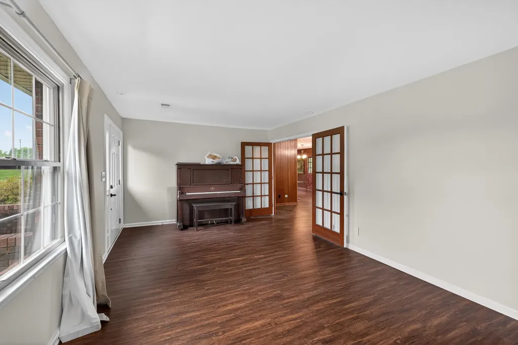 249 Eastland Acres Lancaster KY 40444