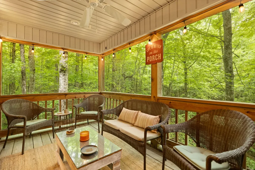 395 Stoneybrook Road Burnside KY 42519
