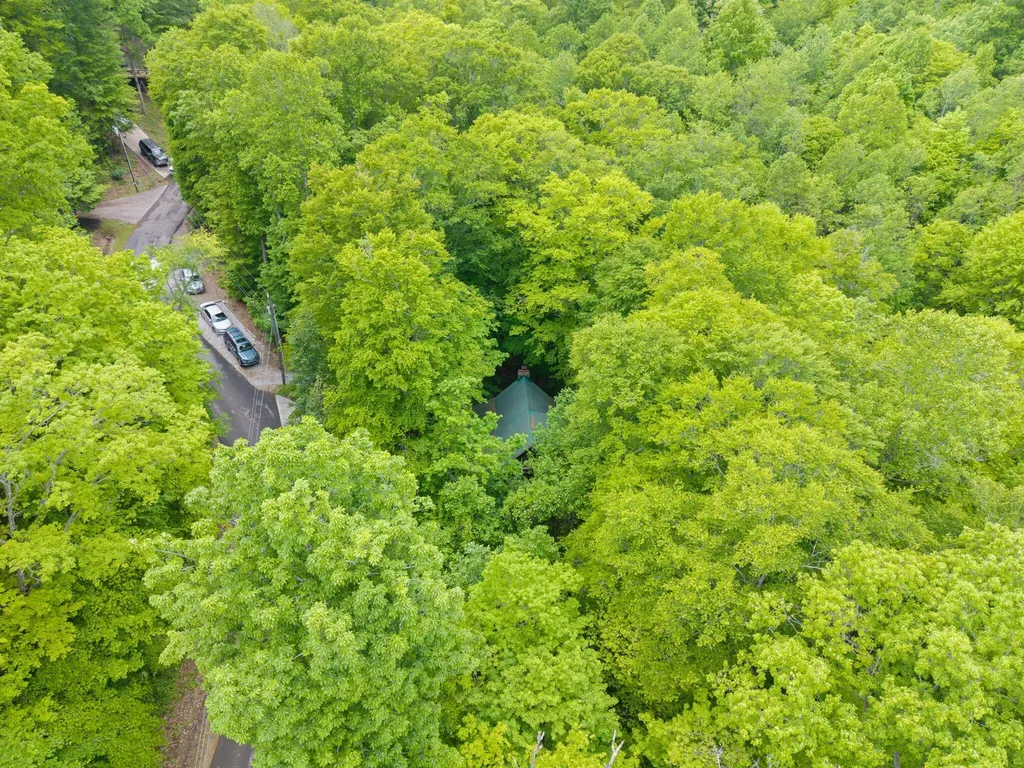 395 Stoneybrook Road Burnside KY 42519