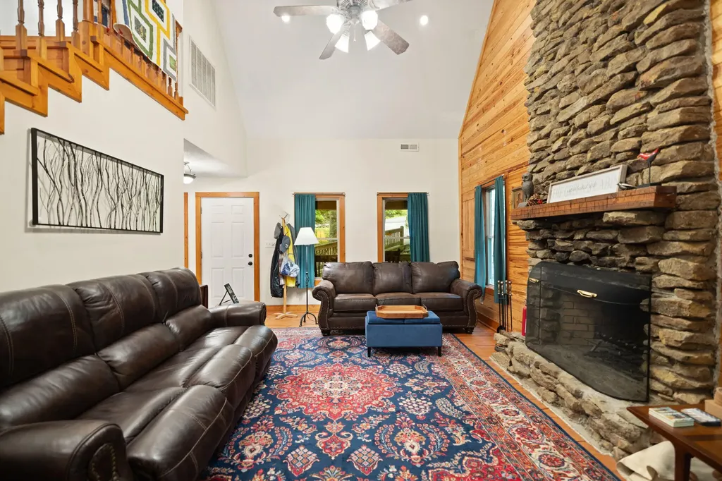 395 Stoneybrook Road Burnside KY 42519