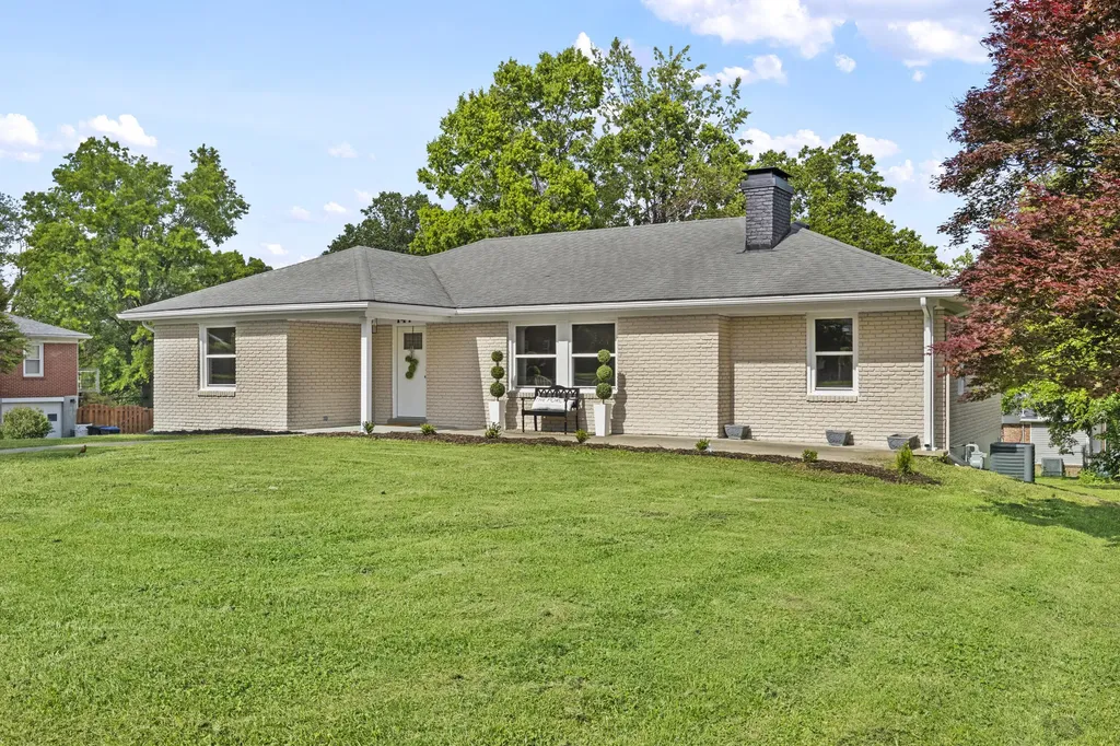 147 Seminole Trail Frankfort KY 40601