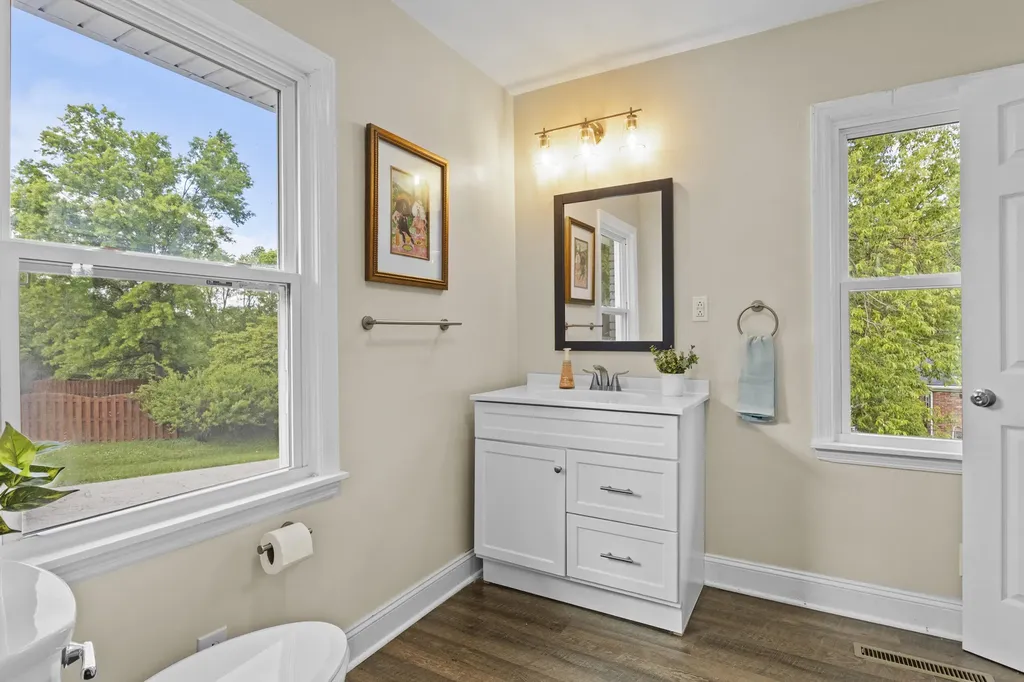 147 Seminole Trail Frankfort KY 40601