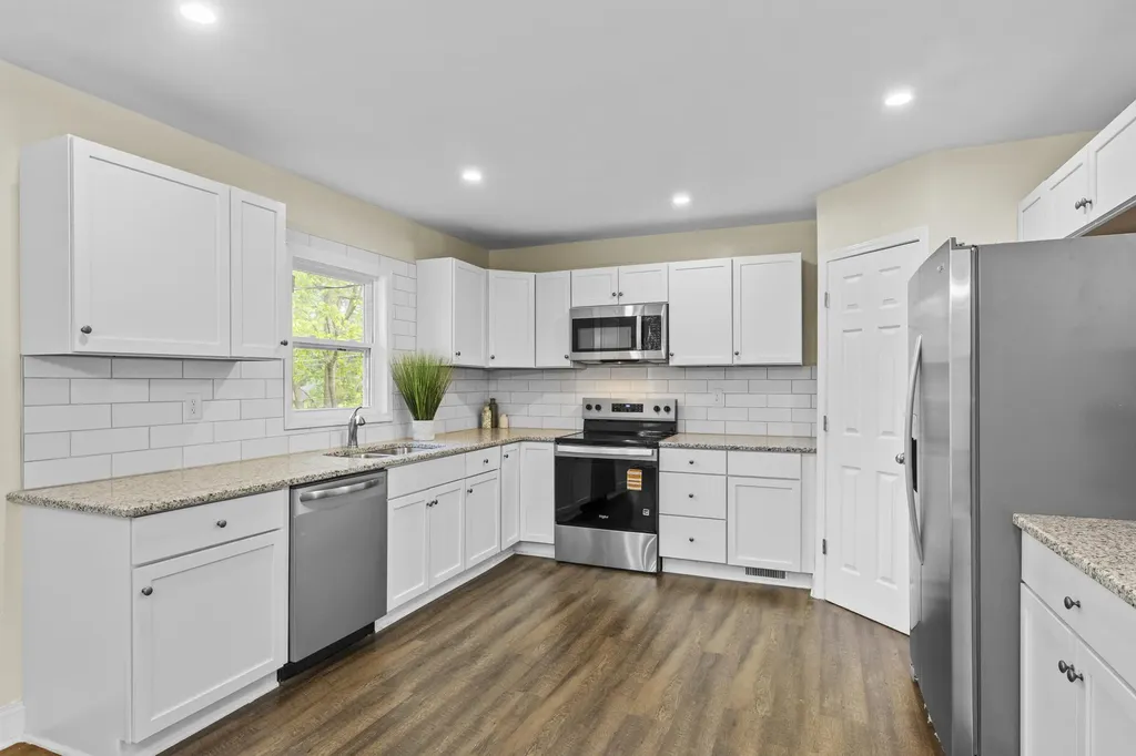147 Seminole Trail Frankfort KY 40601