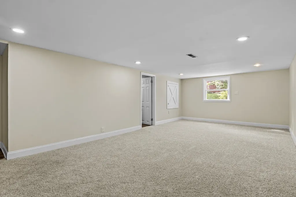 147 Seminole Trail Frankfort KY 40601