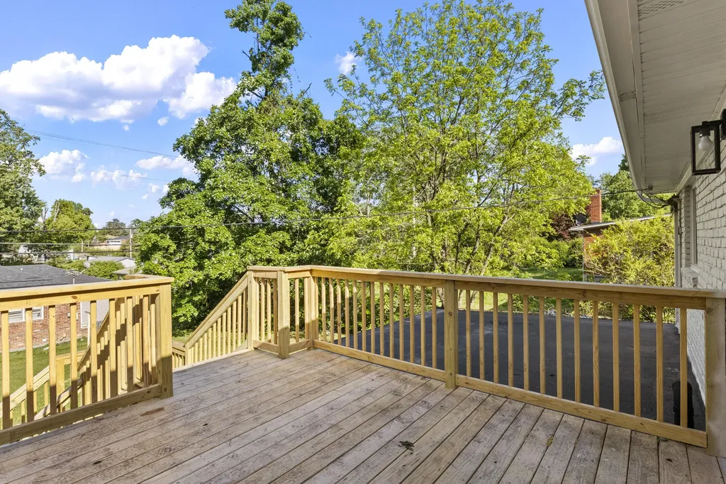 147 Seminole Trail Frankfort KY 40601