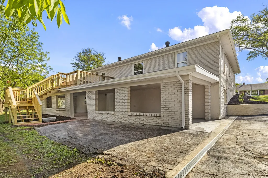 147 Seminole Trail Frankfort KY 40601