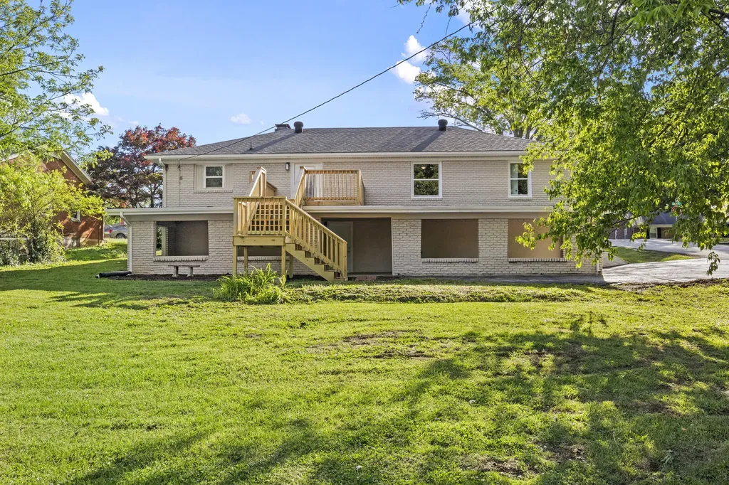 147 Seminole Trail Frankfort KY 40601
