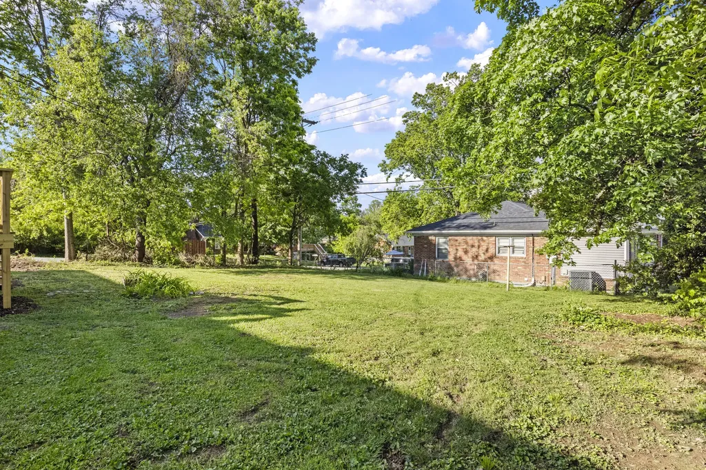 147 Seminole Trail Frankfort KY 40601