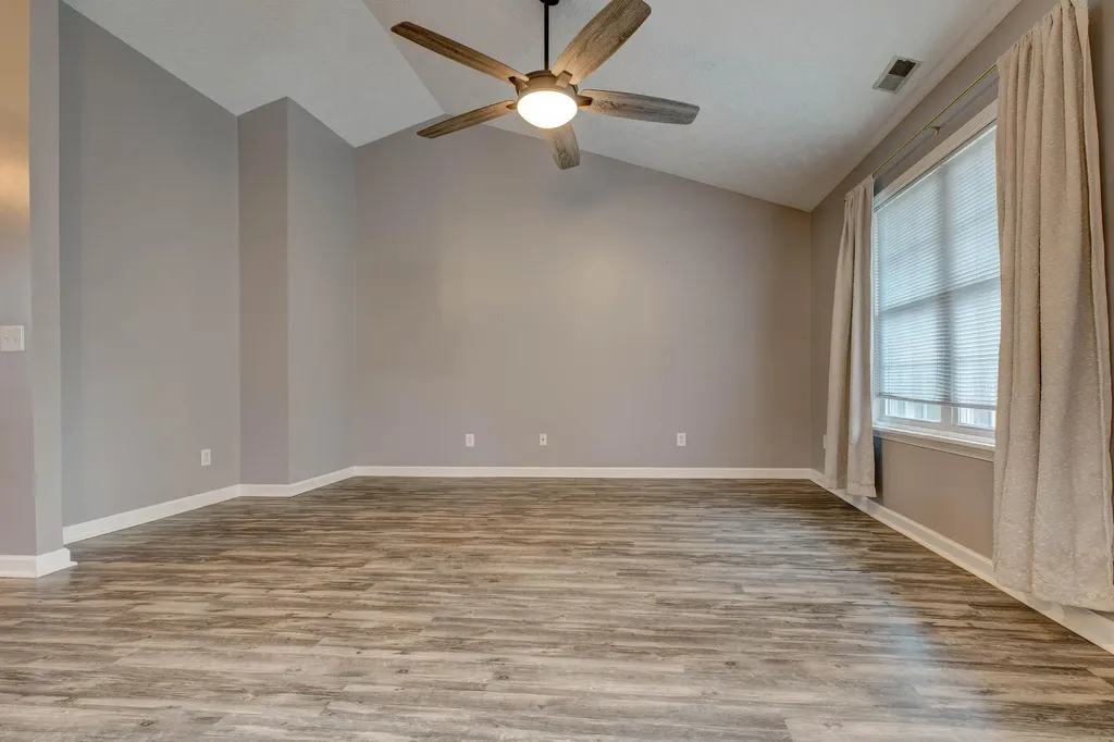 204 Dressage Court Frankfort KY 40601