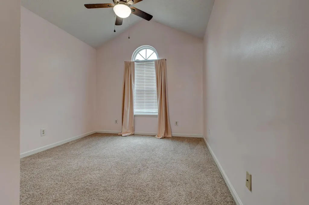 204 Dressage Court Frankfort KY 40601
