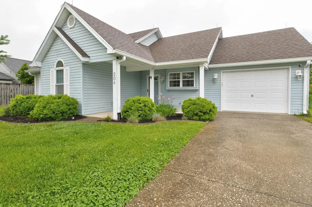 204 Dressage Court Frankfort KY 40601