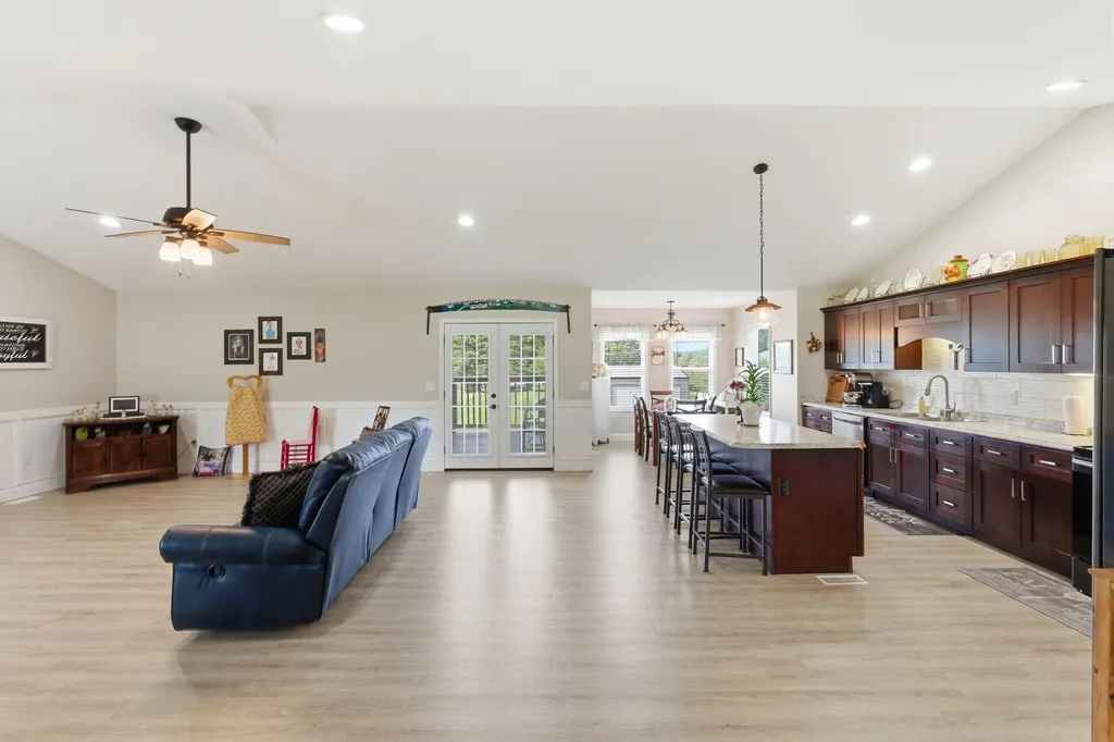 164 Club View Drive Mt Vernon KY 40456
