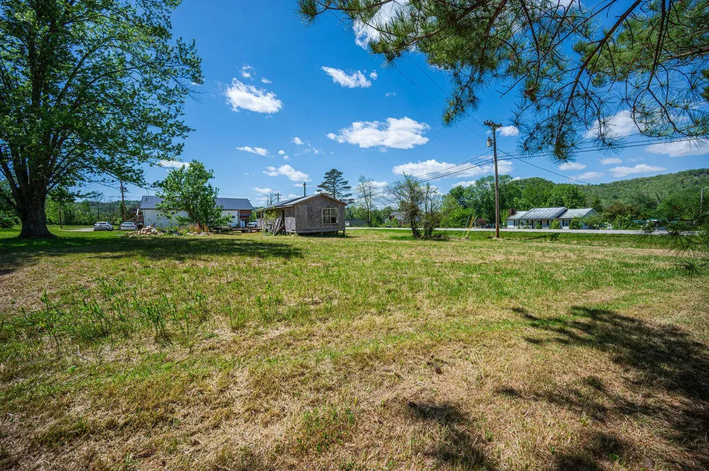 0 Kentucky 15 Stanton KY 40380