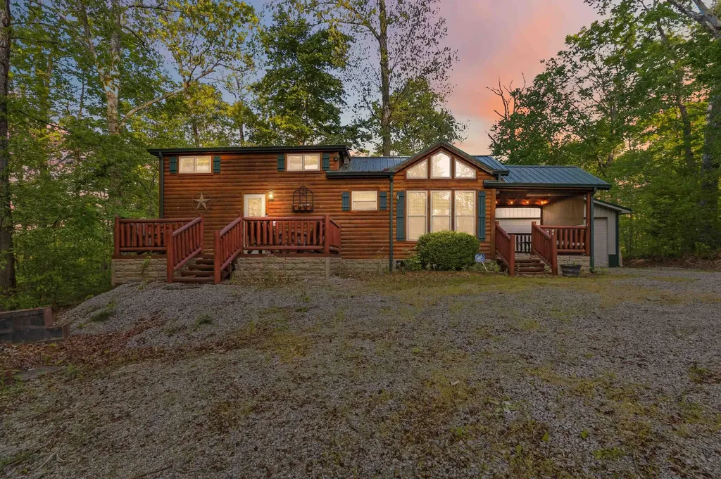 318 Pine Tree Circle Nancy KY 42544