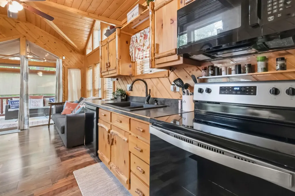 318 Pine Tree Circle Nancy KY 42544