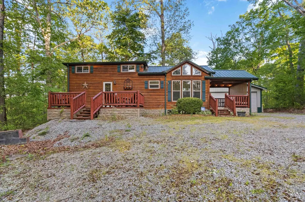 318 Pine Tree Circle Nancy KY 42544