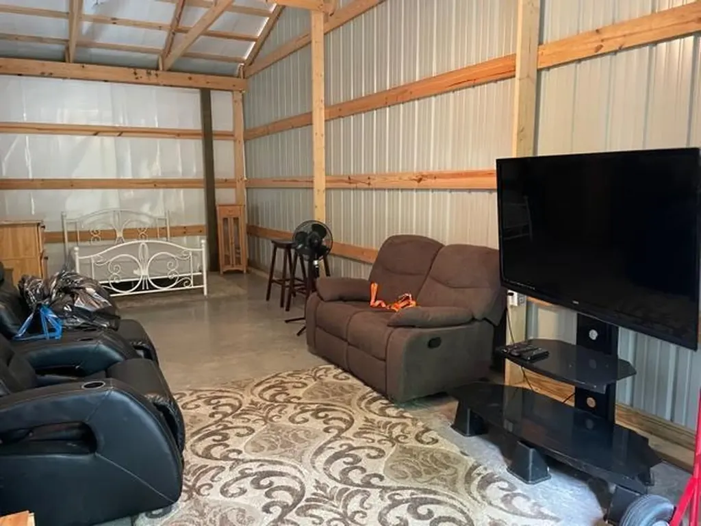 318 Pine Tree Circle Nancy KY 42544