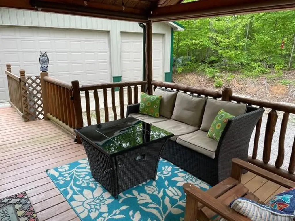 318 Pine Tree Circle Nancy KY 42544