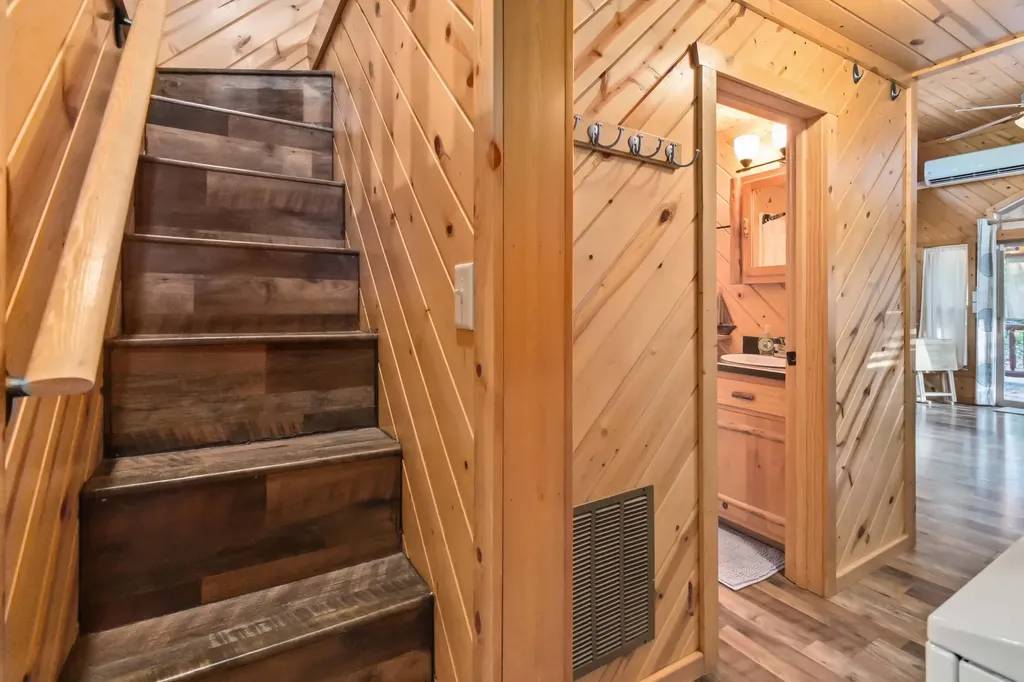 318 Pine Tree Circle Nancy KY 42544