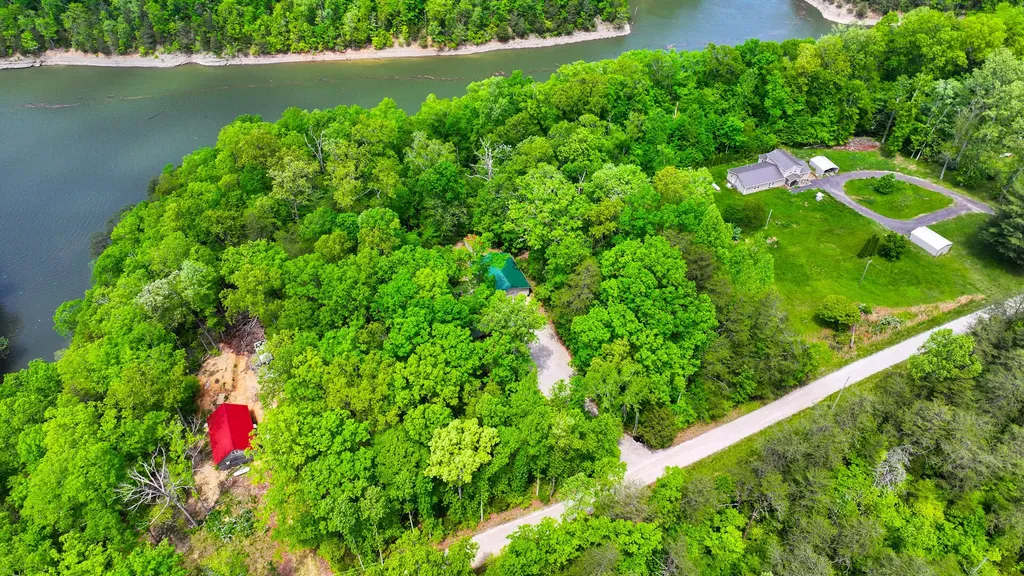 318 Pine Tree Circle Nancy KY 42544