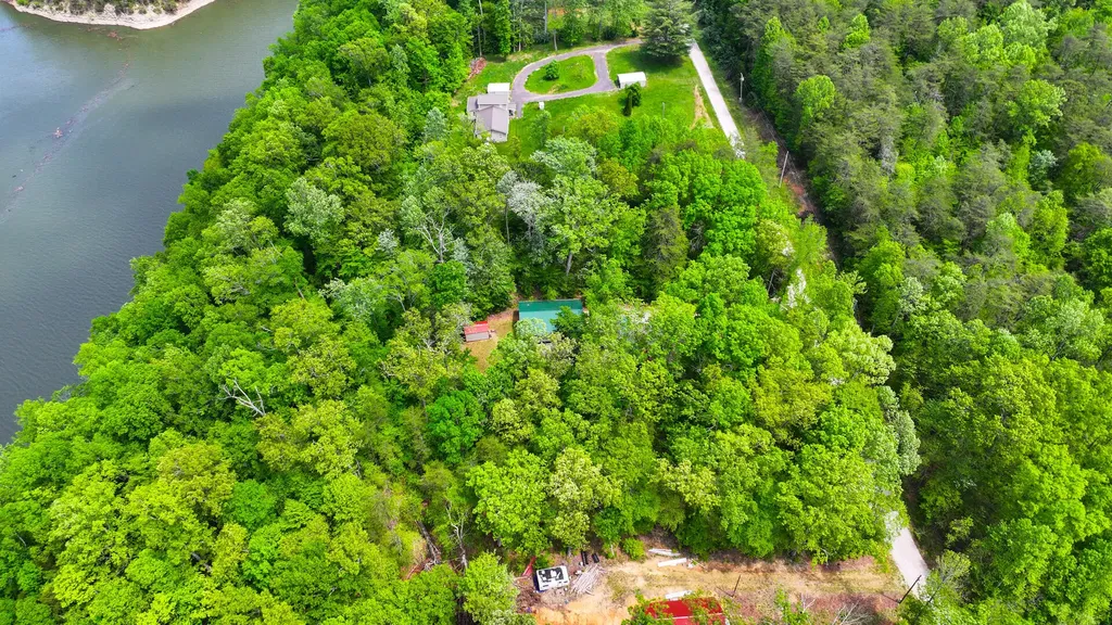 318 Pine Tree Circle Nancy KY 42544