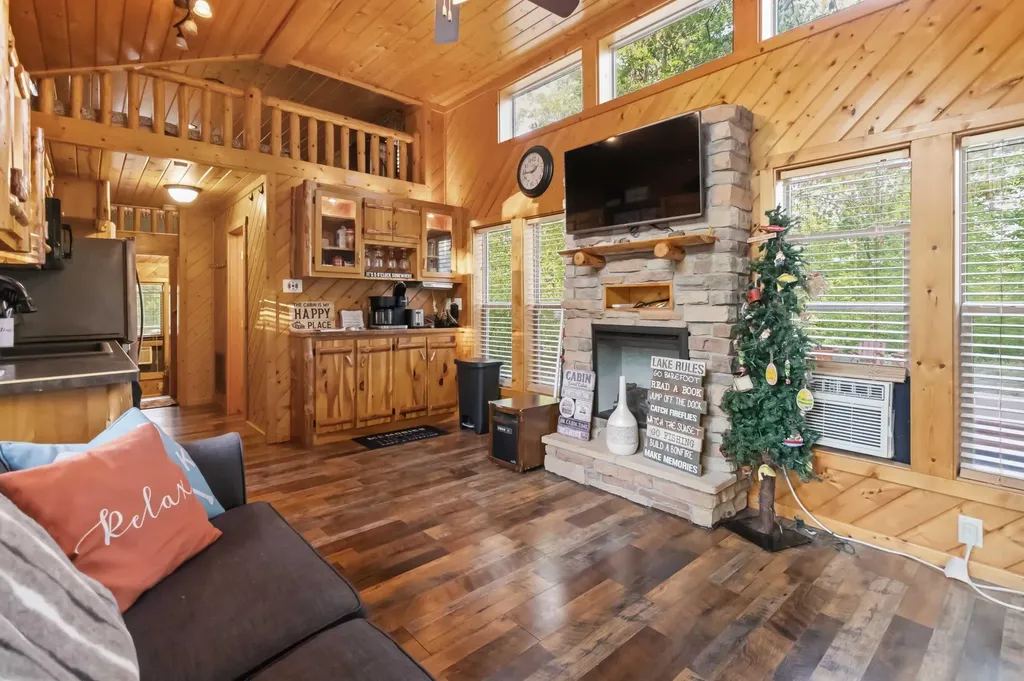 318 Pine Tree Circle Nancy KY 42544