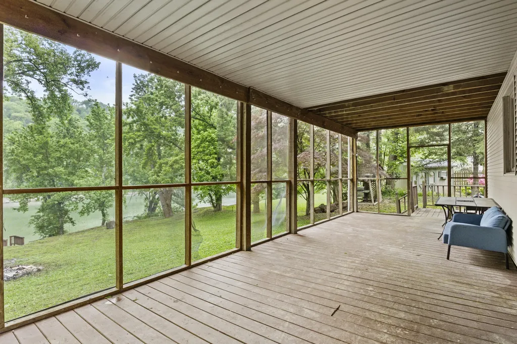 251 Big Eddy Road Frankfort KY 40601