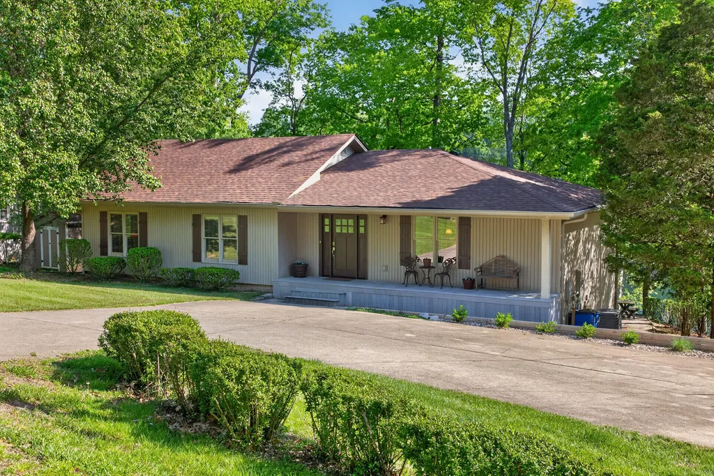 830 Chimney Rock Harrodsburg KY 40330