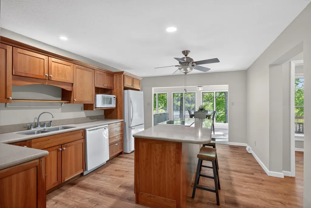 830 Chimney Rock Harrodsburg KY 40330