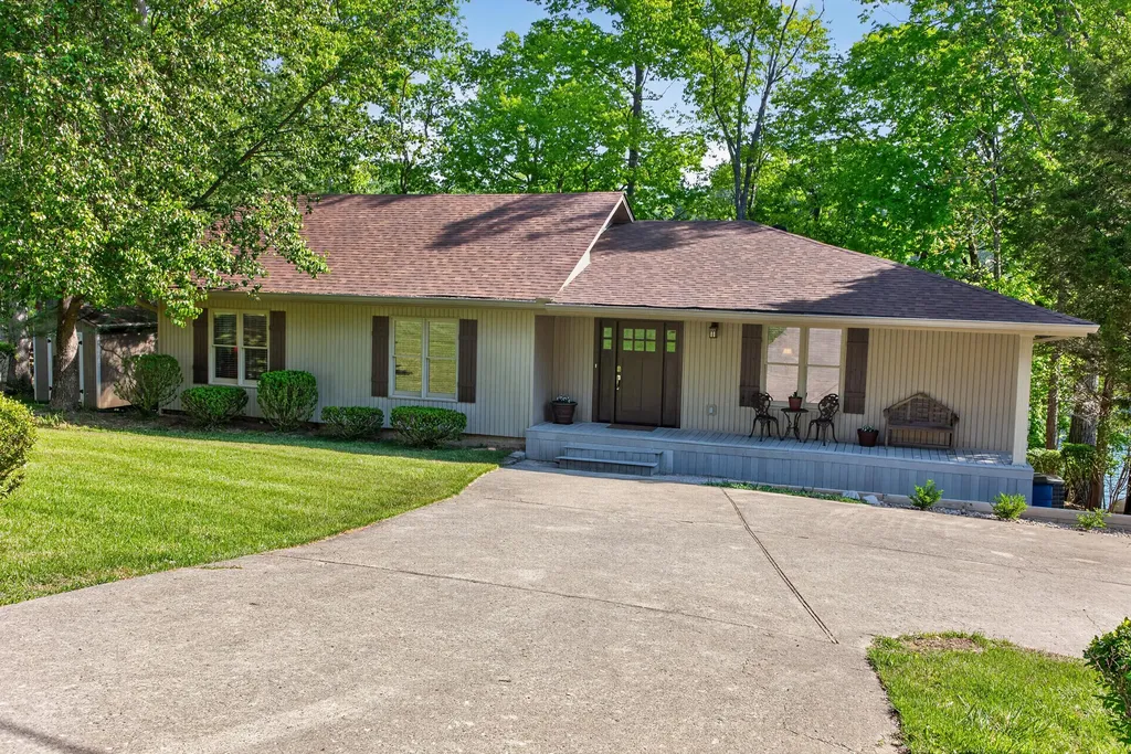 830 Chimney Rock Harrodsburg KY 40330