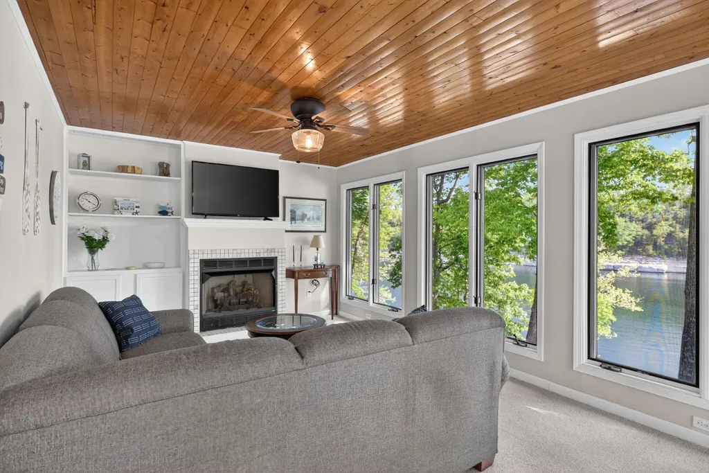 830 Chimney Rock Harrodsburg KY 40330