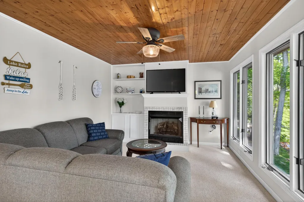 830 Chimney Rock Harrodsburg KY 40330