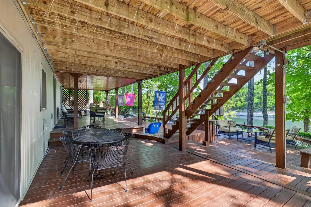 830 Chimney Rock Harrodsburg KY 40330