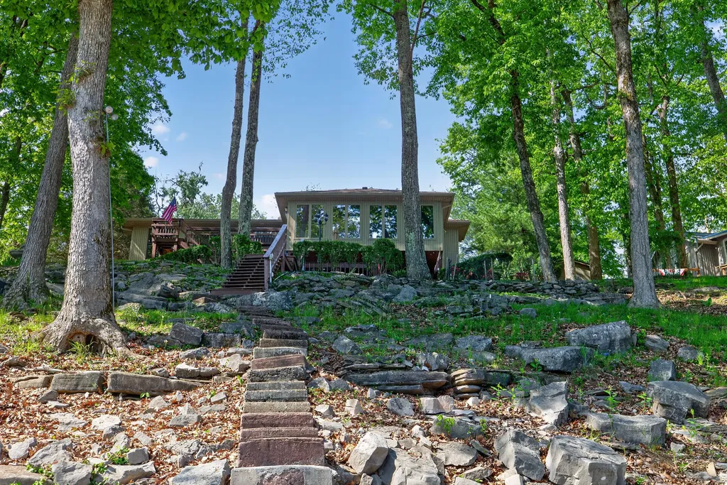 830 Chimney Rock Harrodsburg KY 40330