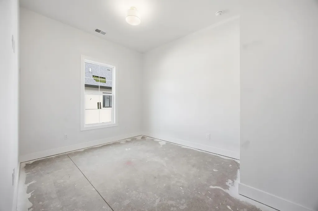 129 Farmers Bluff Nicholasville KY 40356