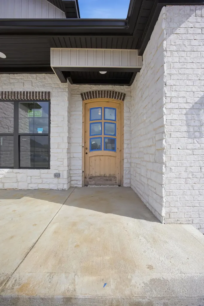 129 Farmers Bluff Nicholasville KY 40356